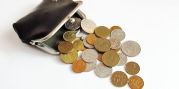 Surging Inflation: Tips to Protect Your Savings in 2023’s Economy